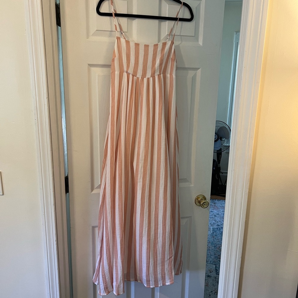 Abercrombie & Fitch Striped Maxi Dress in Pink and White
